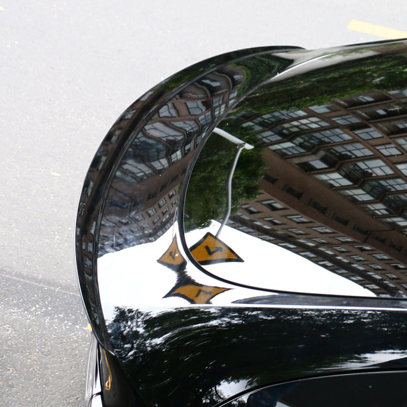 【虧本出清 售完不補】2022 - 2024 Model Y 吹塑原廠小尾翼